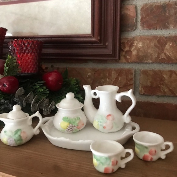 Rare Vintage 1960’s Victorian Swiss Rose Tea Set - Picture 2 of 7